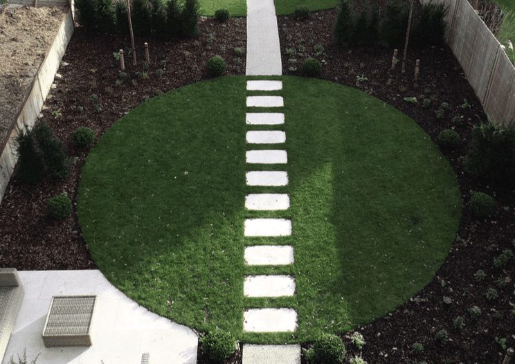 Circular lawn with stepping stones Circular lawn with stepping stones