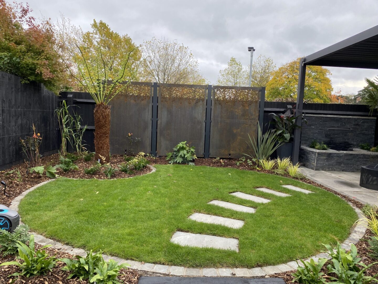 tropical garden design Surrey tropical garden design Surrey