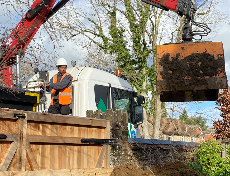 Grass and soil disposal Surrey Muck away spoil Surrey