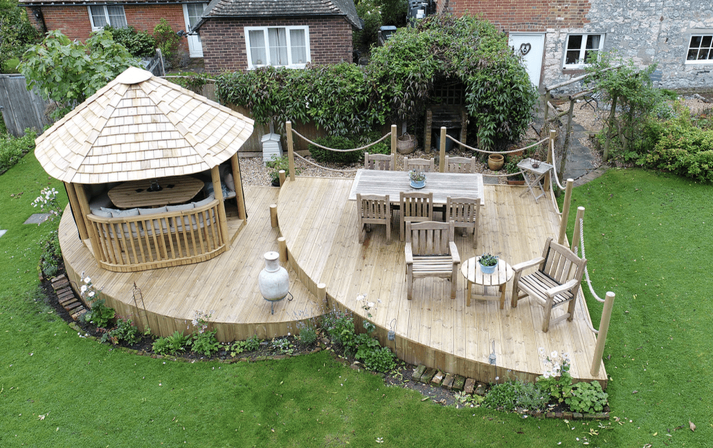 Decking installer in Surrey Surrey decking installer