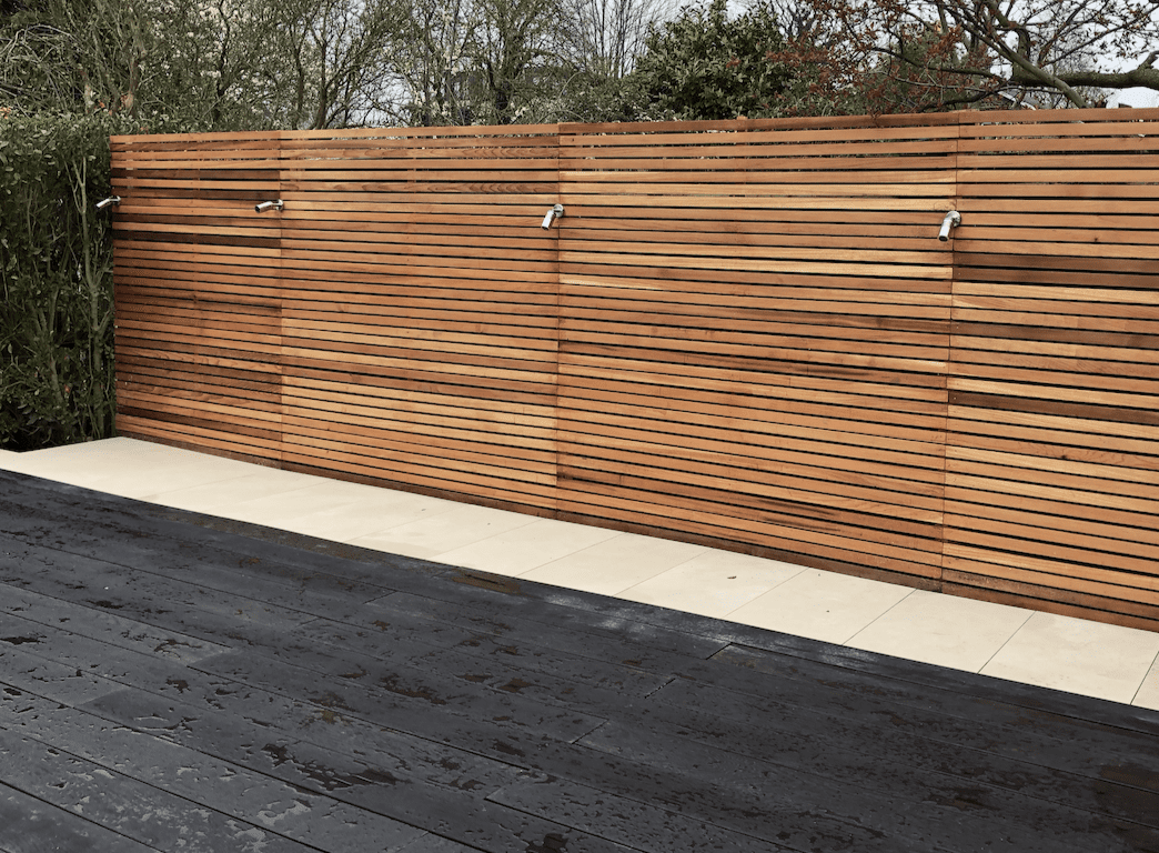 Fencing installer Surrey Slatted screen fencing
